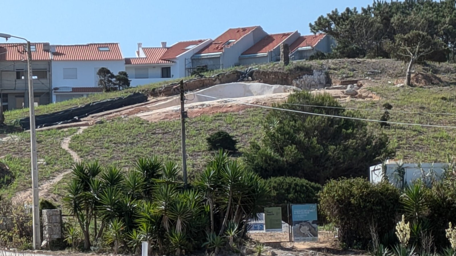 Praia das Maçãs Prehistoric Monument