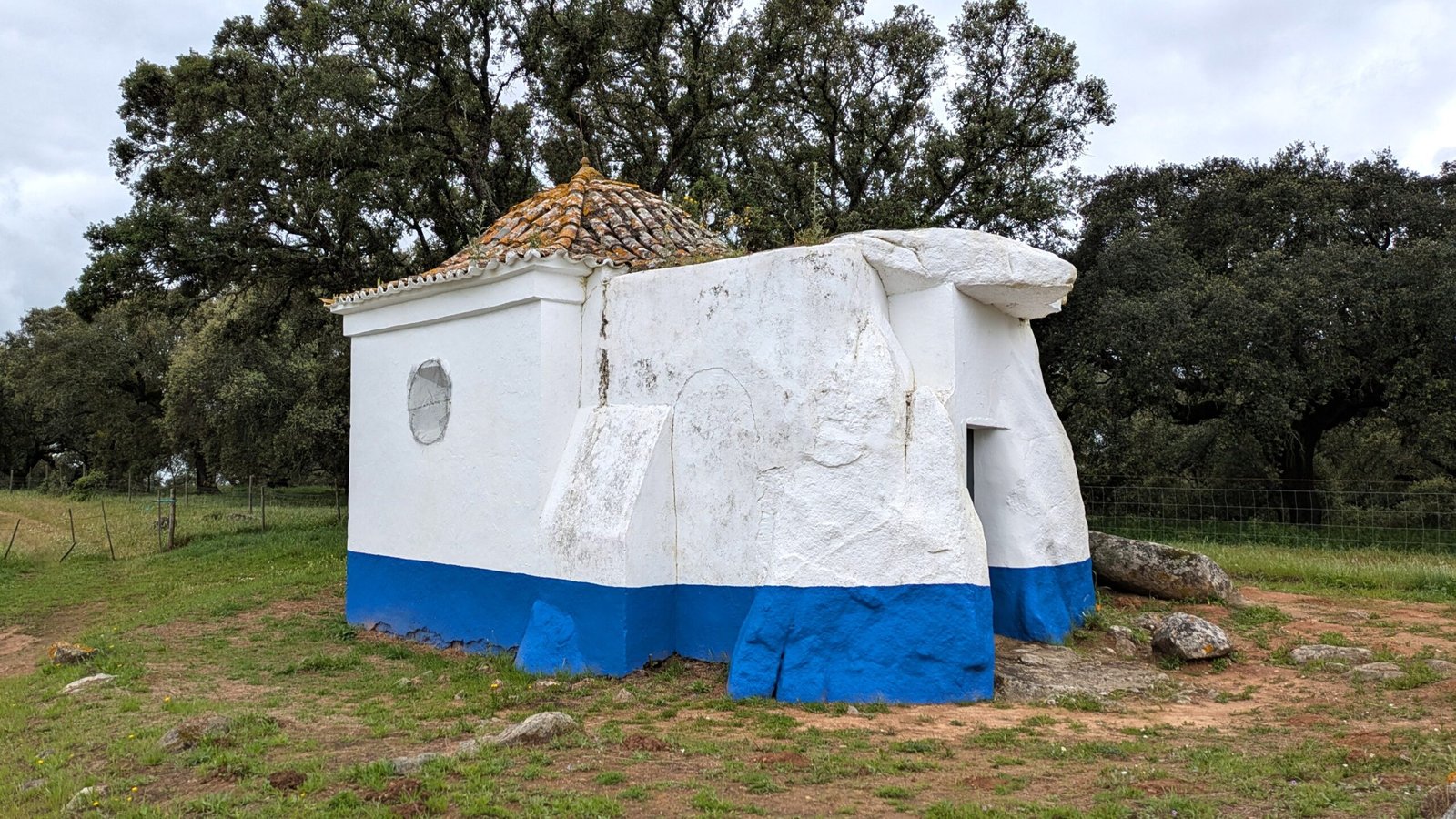 Anta-Capela de São Brissos